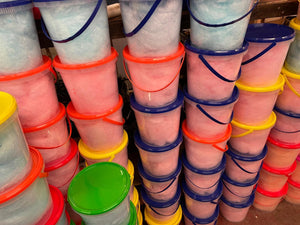 These are the strongest candyfloss buckets out there, 2.5 ltr, £57 for box of 80, ONLY 71p each, with a self seal lid.